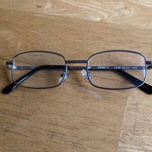 Council Gun +2,50 eyeglasses in good condition